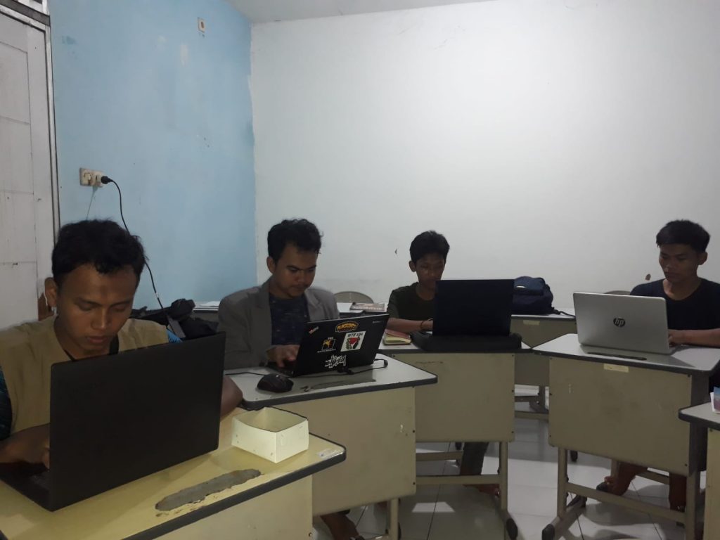 Pelatihan LPM STAIL