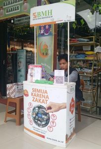 Mahasiswa Tugas Ramadhan jadi Amil Zakat